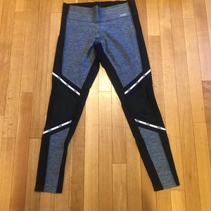 PINK Victoria’s Secret Ultimate Leggings